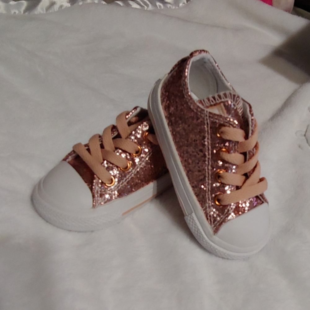 NEW IN BOX Converse Pink Glitter Toddler Size 5
